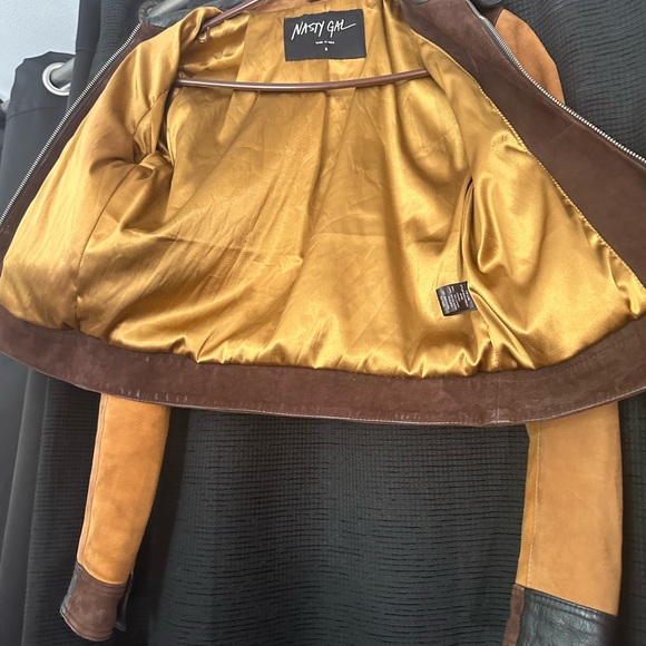 RARE NASTY GAL BROWN 70S STYLE SUEDE AND LEATHER JACKET - Picture 4 of 4